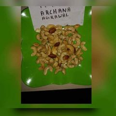 A picture of Namkin roasted Cashew & Almonds.