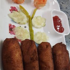 A picture of Crispy Bread Roll.