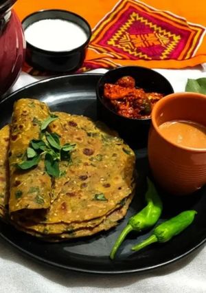 A picture of Calcium Rich Palak Methi Thepla.