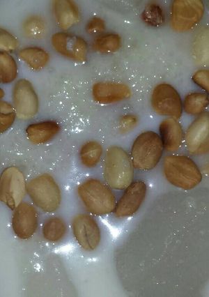 A picture of Chilled soaked garri.