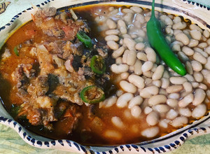 A picture of Stake Ranchero with whole Beans10 #mommasrecipes.