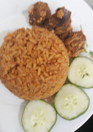 A picture of Jollof rice.