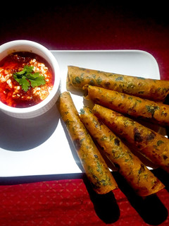 મેથી ના ઢેબરા (Methi Dhebra Recipe In Gujarati) રેસીપી મુખ્ય ફોટો