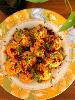 સેવ પૂરી(Sev Puri Recipe In Gujarati) રેસીપી મુખ્ય ફોટો