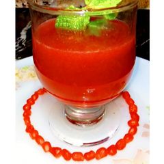 A picture of Pomegranate juice🍹🍷.