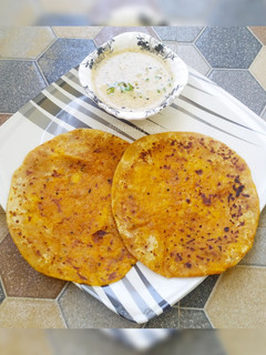 A picture of Punjabi Aloo Ka Paratha.