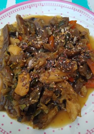 Una foto de Chop Suey de pollo y vegetales
