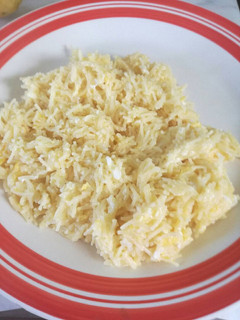 Una foto de Fideos cabellos con huevo