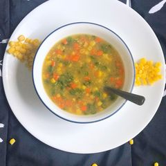 A picture of Sweet corn vegetable soup.