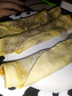 Una foto de Crepes de leche de almendras