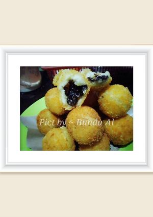 Foto resep Bola singkong crispy Cokelat lumer
