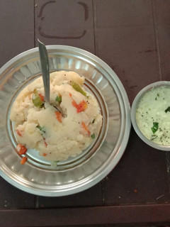 ரவா பாத் (Rava bath recipe in tamil) செய்முறை முக்கிய புகைப்படம்