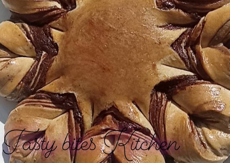 Simple Way to Prepare Homemade Tear and share bread