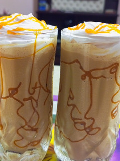 A picture of Caramel Frappuccino🍶.
