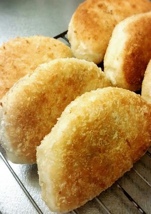 A picture of Remake Leftover Curry! Curry Bread with a Bread Machine.