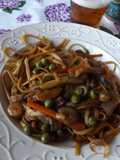 Wok de tallarines, carne y verduras