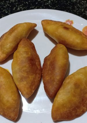 খাস্তা কচুড়ি (khasta kachuri recipe in Bengali) রেসিপির প্রধান ছবি