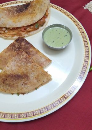 હૈદરાબાદી ઢોસા (Hyderabadi Dosa Recipe In Gujarati) રેસીપી મુખ્ય ફોટો
