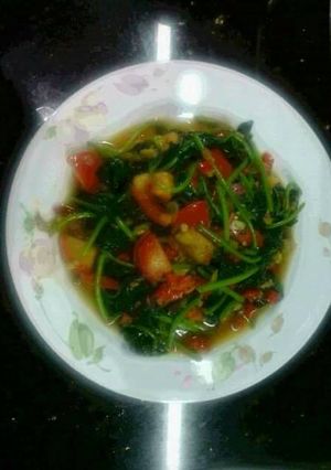 Foto resep Tumis daun ubi praktis
