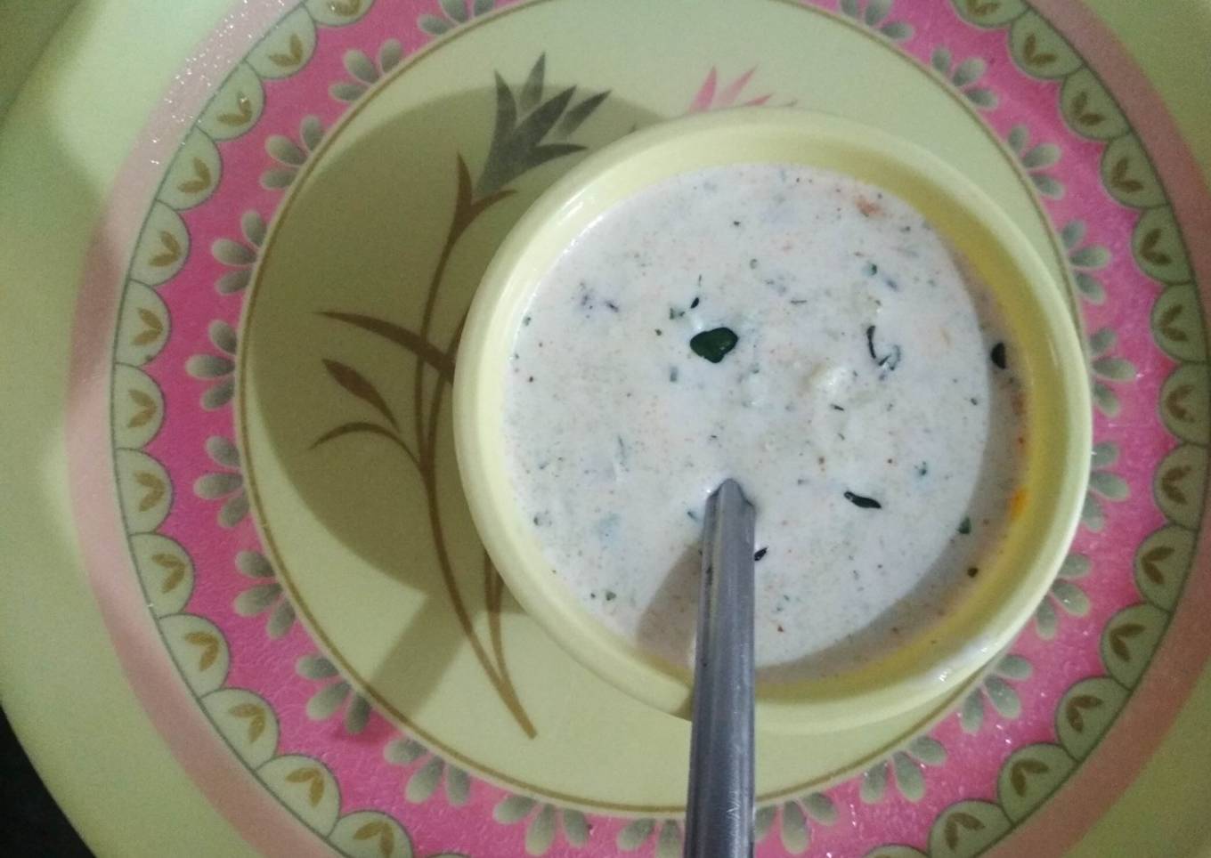 Raw mango & cucumber raita