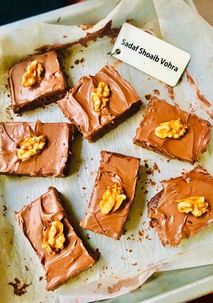 A picture of Chewy Walnut Brownie.