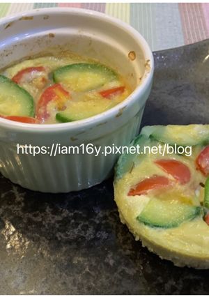 【簡易便當菜】小烤箱料理—迷你黑豆漿蔬菜烘蛋 的食譜成品照片