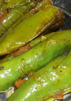 A picture of Filled green chilli.