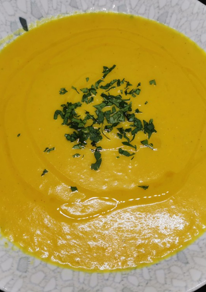 Una foto de Crema de calabaza especiada