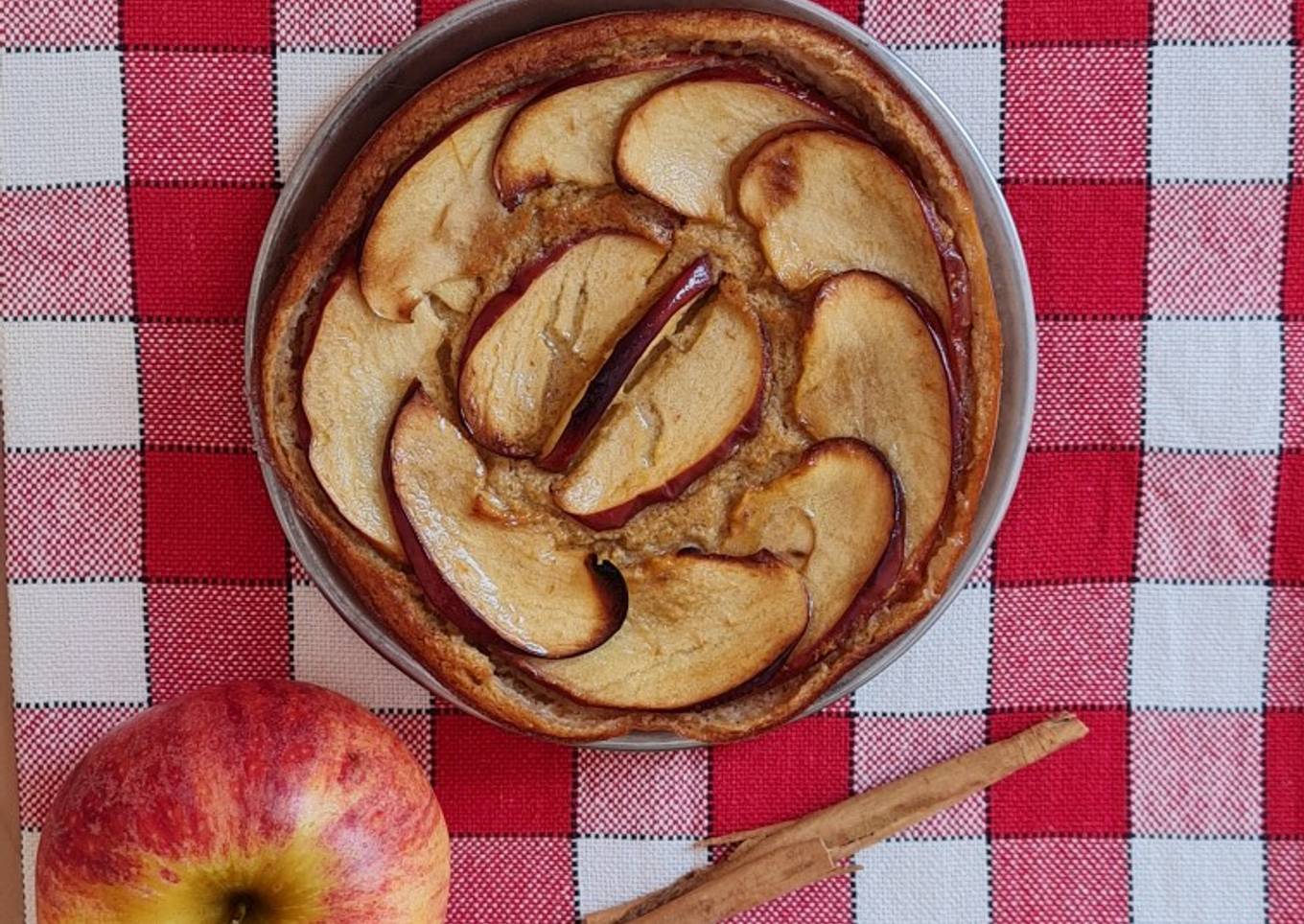 Mini tarta saludable de avena y manzana 🍎