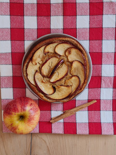Una foto de Mini tarta saludable de avena y manzana 🍎