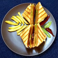 A picture of Chicken club sandwich.
