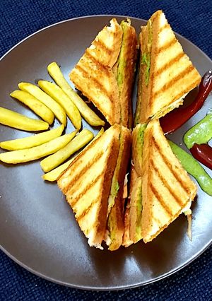 A picture of Chicken club sandwich.