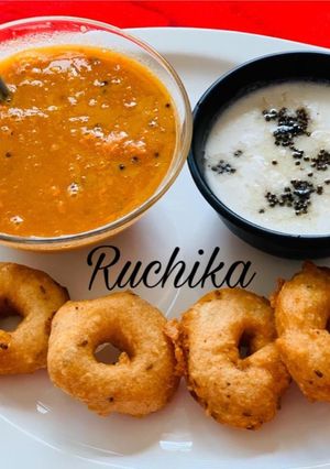 मेदु वड़ा (Medu vada recipe in hindi) रेसिपी मुख्य फोटो