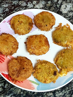 A picture of Aloo keema cutlet.