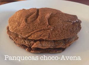 Una foto de Panquecas choco-avena