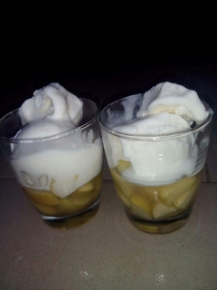 A picture of Ice cream caramel.