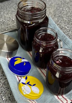 Hình của món Mứt nho 🍇.