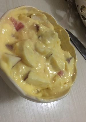 A picture of Creamy mango fruit salad.