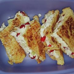 A picture of Paneer and Pomogrenate Sandwiches.