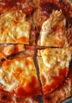 ব্রেড তাওয়া পিজ্জা (bread tawa pizza recipe in Bengali) রেসিপির প্রধান ছবি