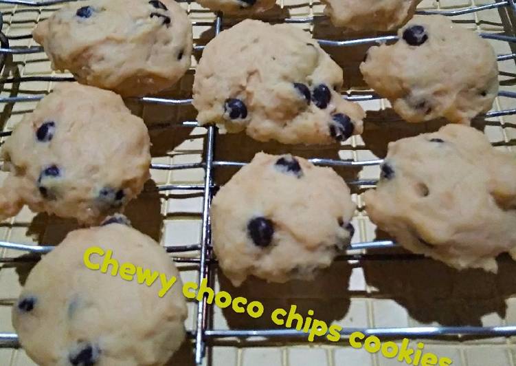 Chewy choco chips cookies