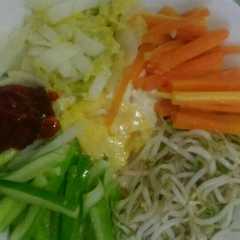 รูปของ Bibimbab sederhana