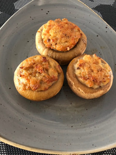 Una foto de Champiñones rellenos