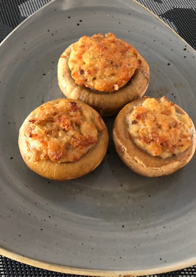 Una foto de Champiñones rellenos