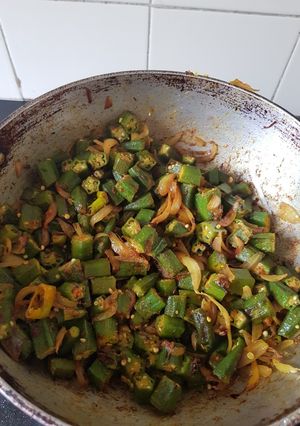 A picture of Spicy ladyfinger.