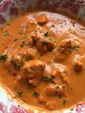 Pechuga de pollo con salsa de pimentones