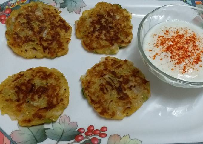Recipe of Favorite Aloo Cheela (Potato Pancakes)