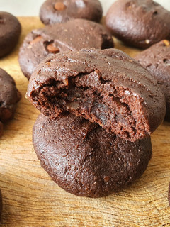 Una foto de Galletas doble chocolate - sin gluten, sin huevo, sin lactosa
