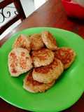Tortitas de atún crocantes
