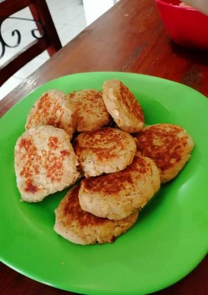 Una foto de Tortitas de atún crocantes